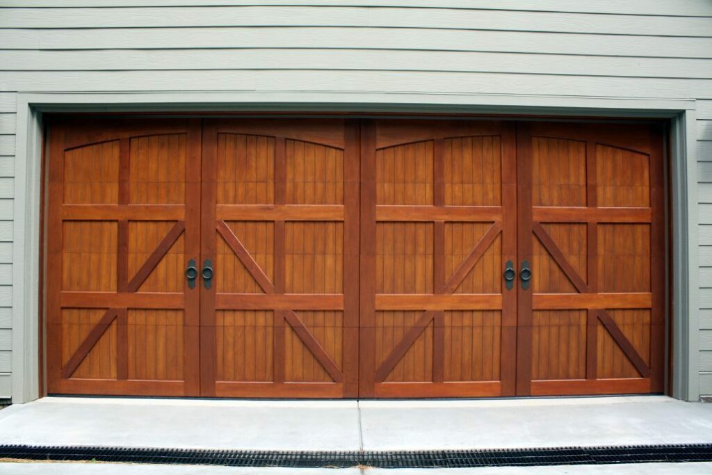 Lot-217-SP-Garage-Door-1-1030x687